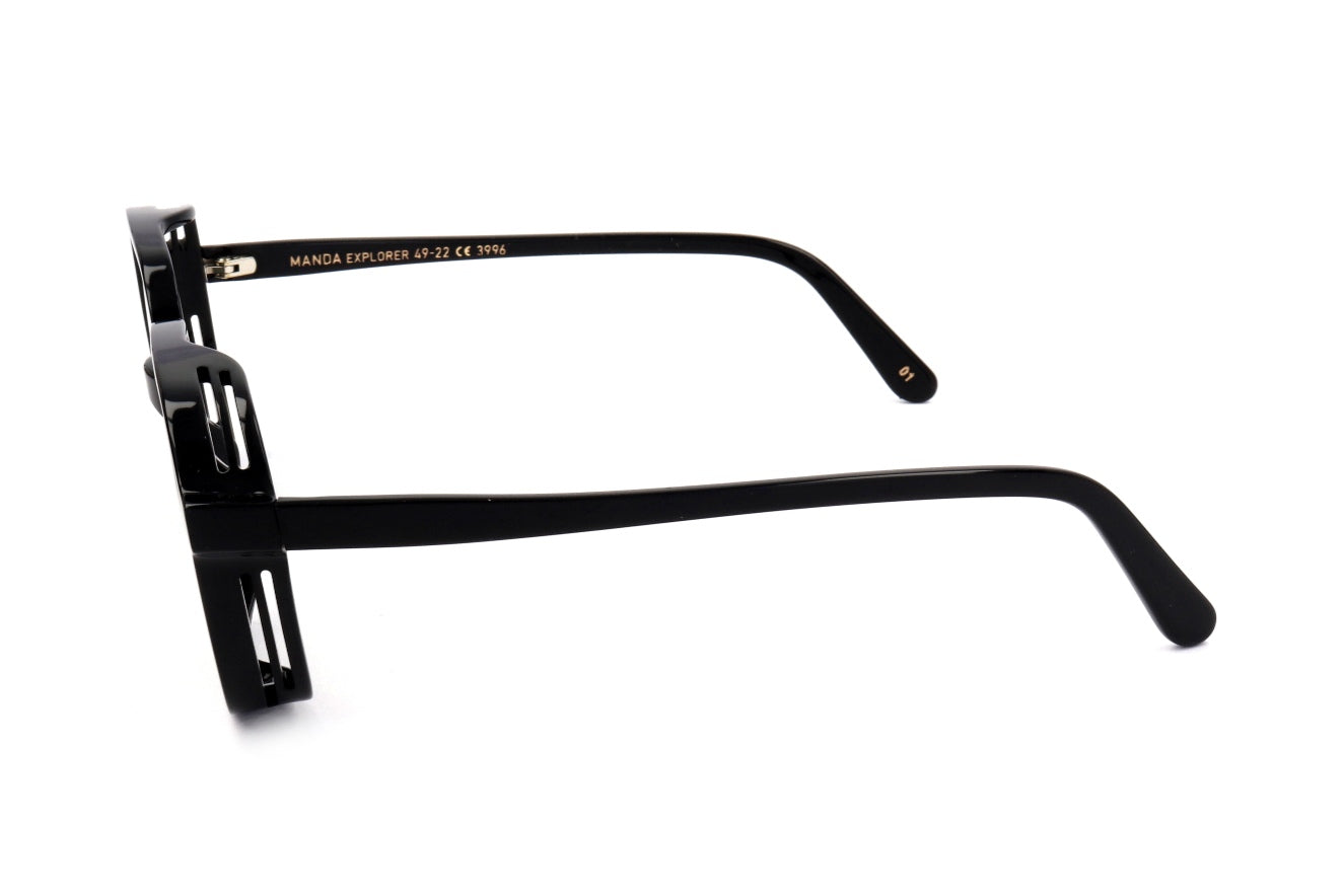 L.G.R. - SUN MANDA EXPLORER 01 49 22 145-3